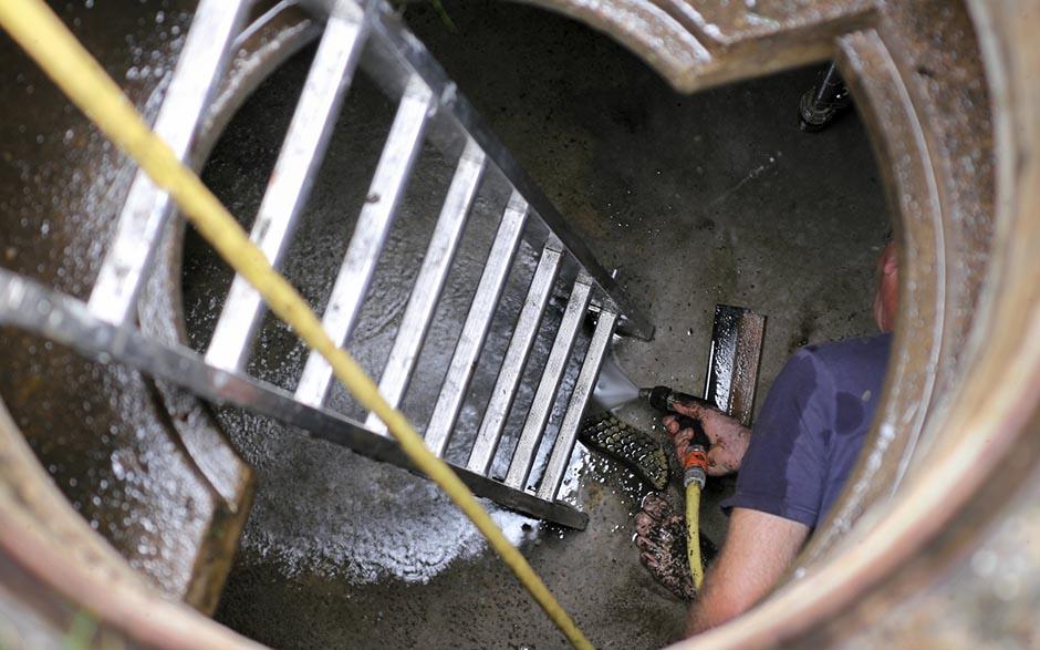 déboucher une canalisation d'eaux usées Crosne